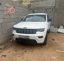 جيب جراند شيروكي